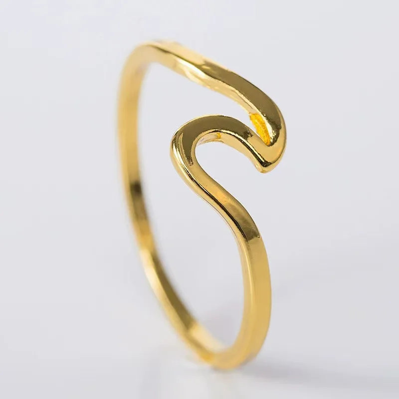 Twist Elegance Ring